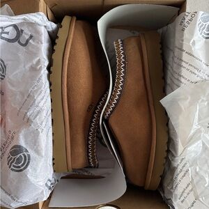 UGG Tasman Slippers in Chestnut Women’s Size 8 New in Box